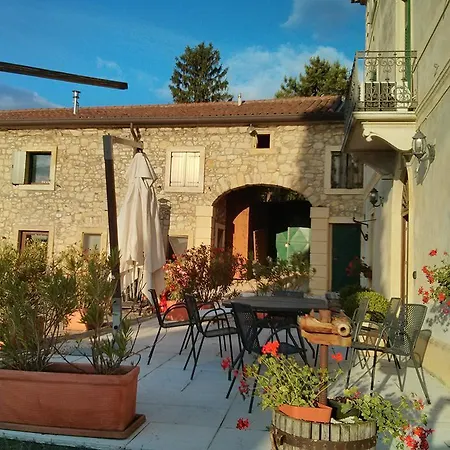 招待所 Relais Castrum