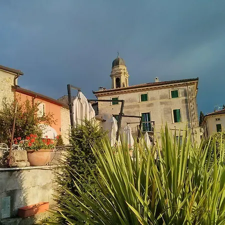 Relais Castrum Penzion Pedemonte