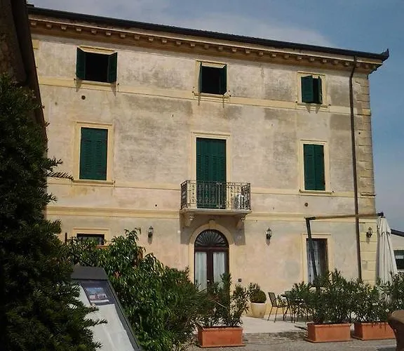 Pensionat Relais Castrum