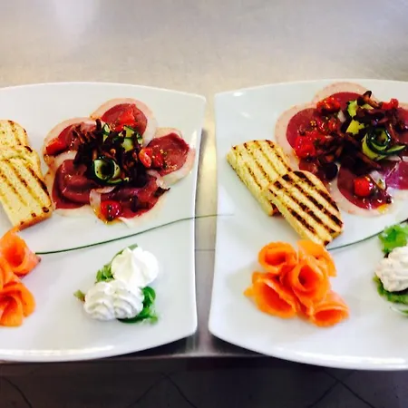 Relais Castrum بيت ضيافة