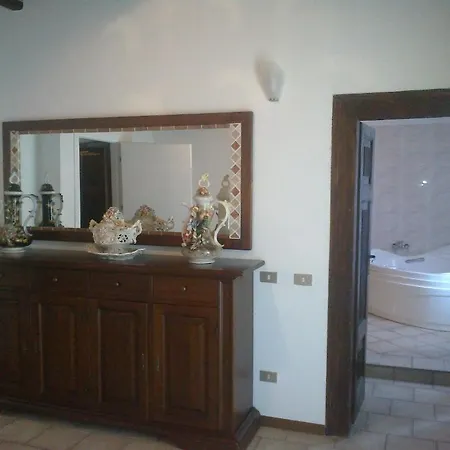 بيت ضيافة Relais Castrum Pedemonte